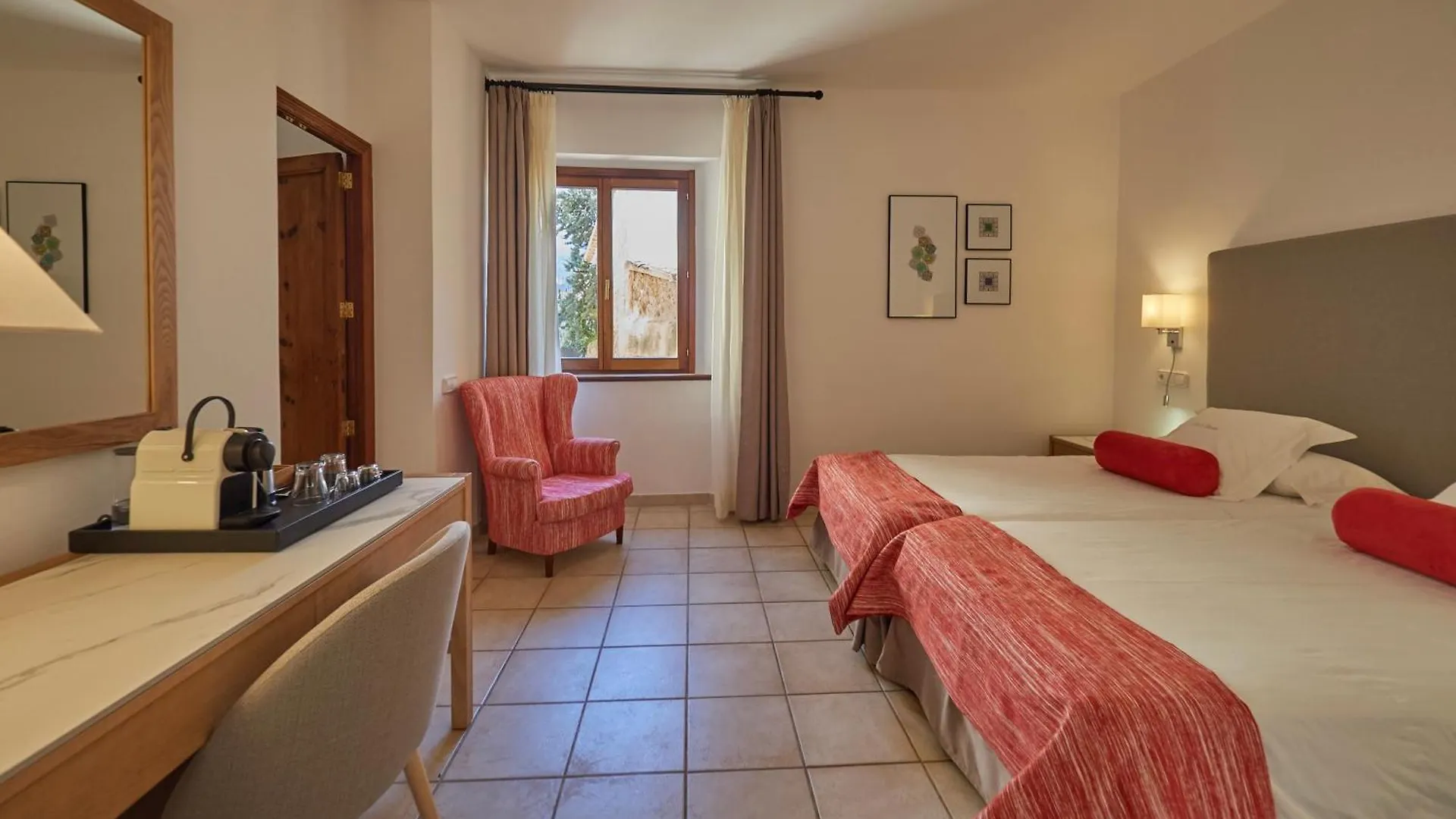 Hotel Ca'L Bisbe Soller 4*,  Spain